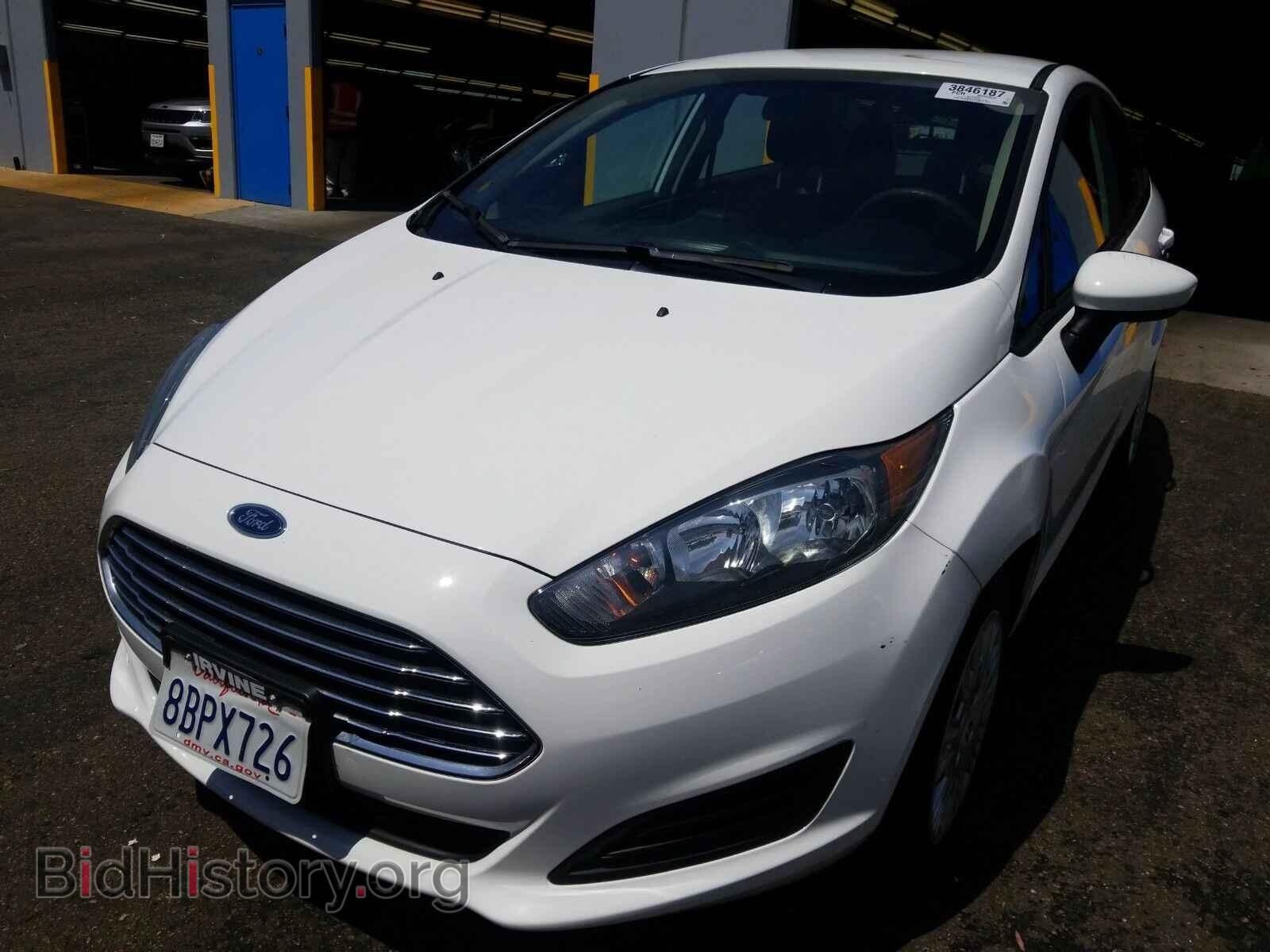Photo 3FADP4AJ7HM147555 - Ford Fiesta 2017
