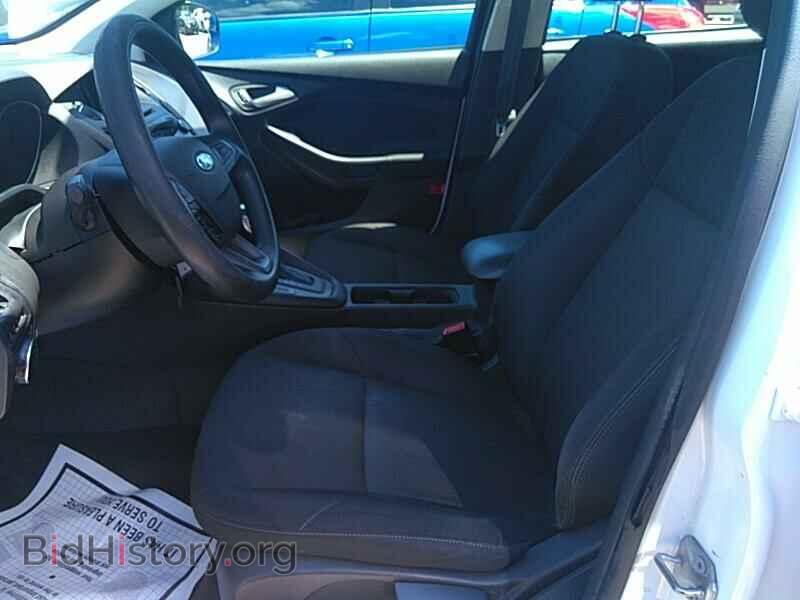 2015 Ford Focus - VIN: 1FADP3K24FL383354 - Фото 3