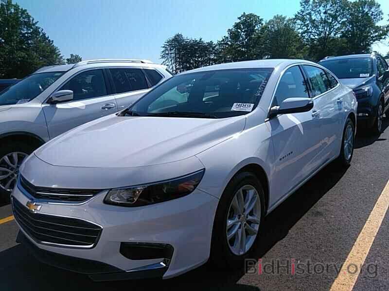 Photo 1G1ZD5ST4JF135795 - Chevrolet Malibu 2018