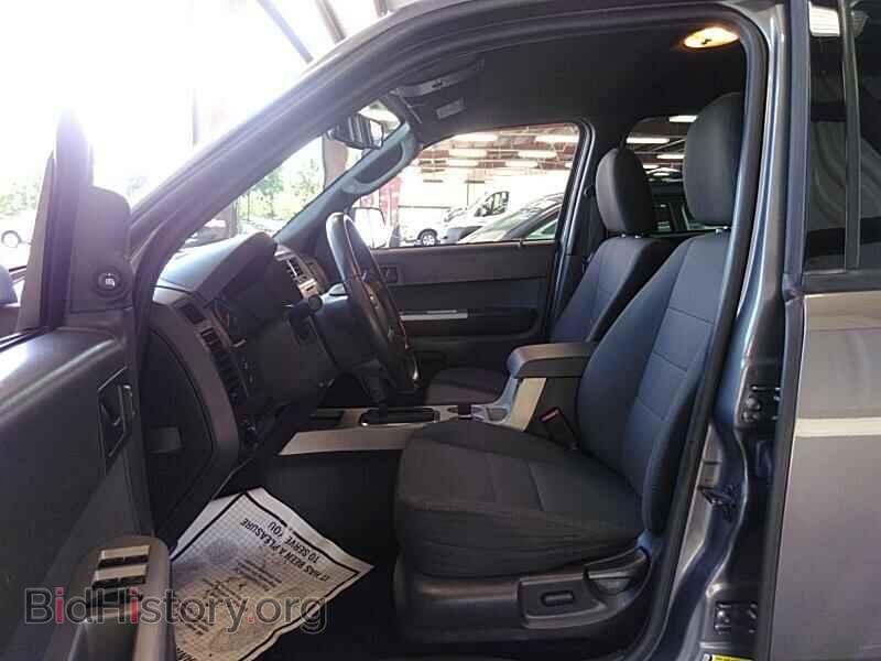 2011 Ford Escape - VIN: 1FMCU9D78BKC05243 - Фото 3