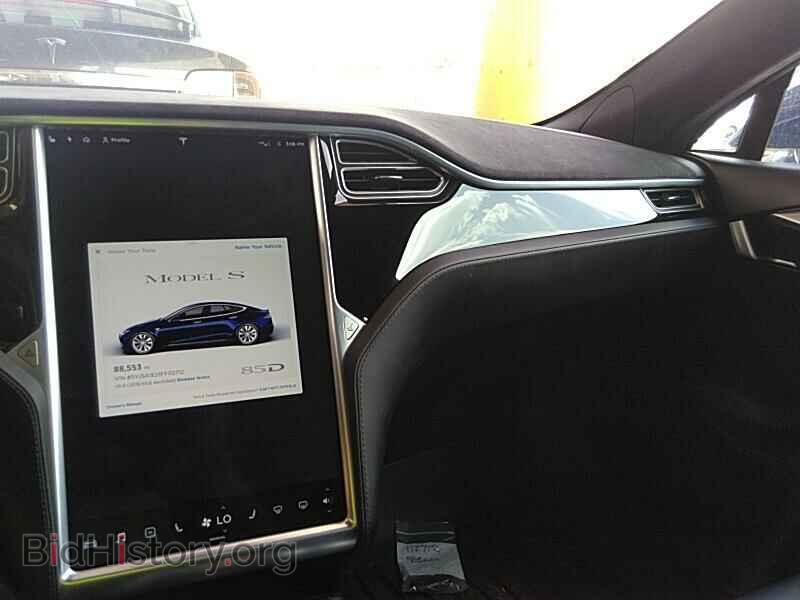 2015 Tesla Model S - VIN: 5YJSA1E21FF112712 - Photo 4