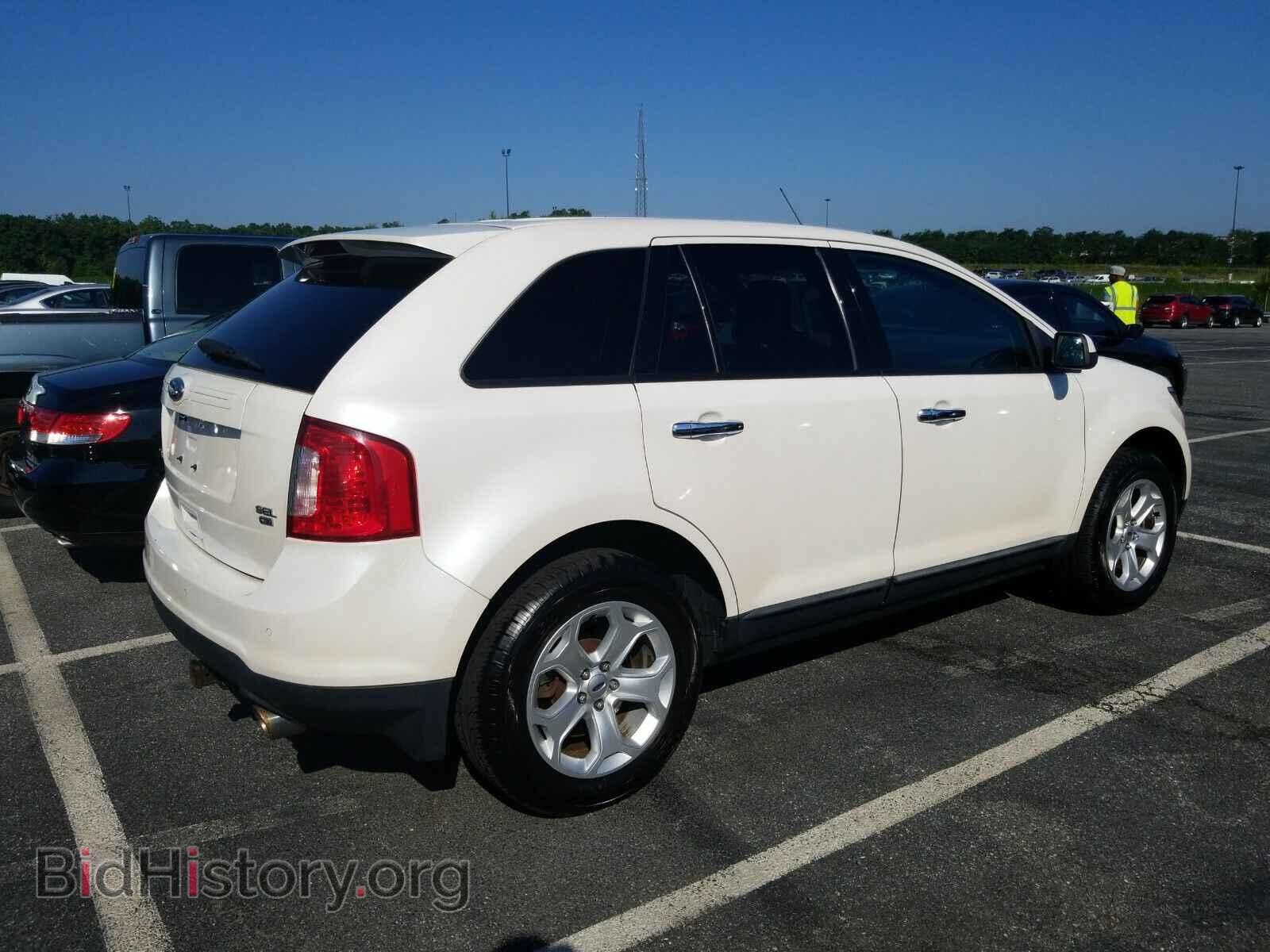 2011 Ford Edge - VIN: 2FMDK4JC5BBB52817 - Photo 2