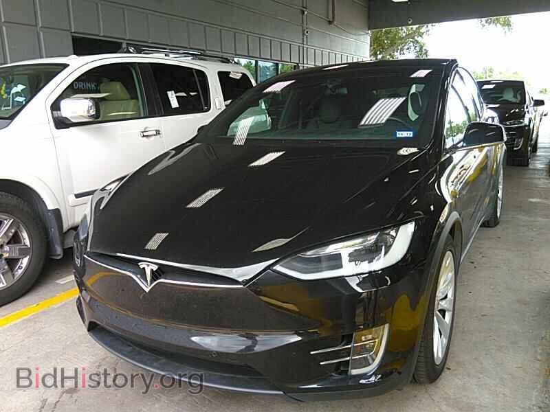 Фотография 5YJXCBE2XGF005522 - Tesla Model X 2016