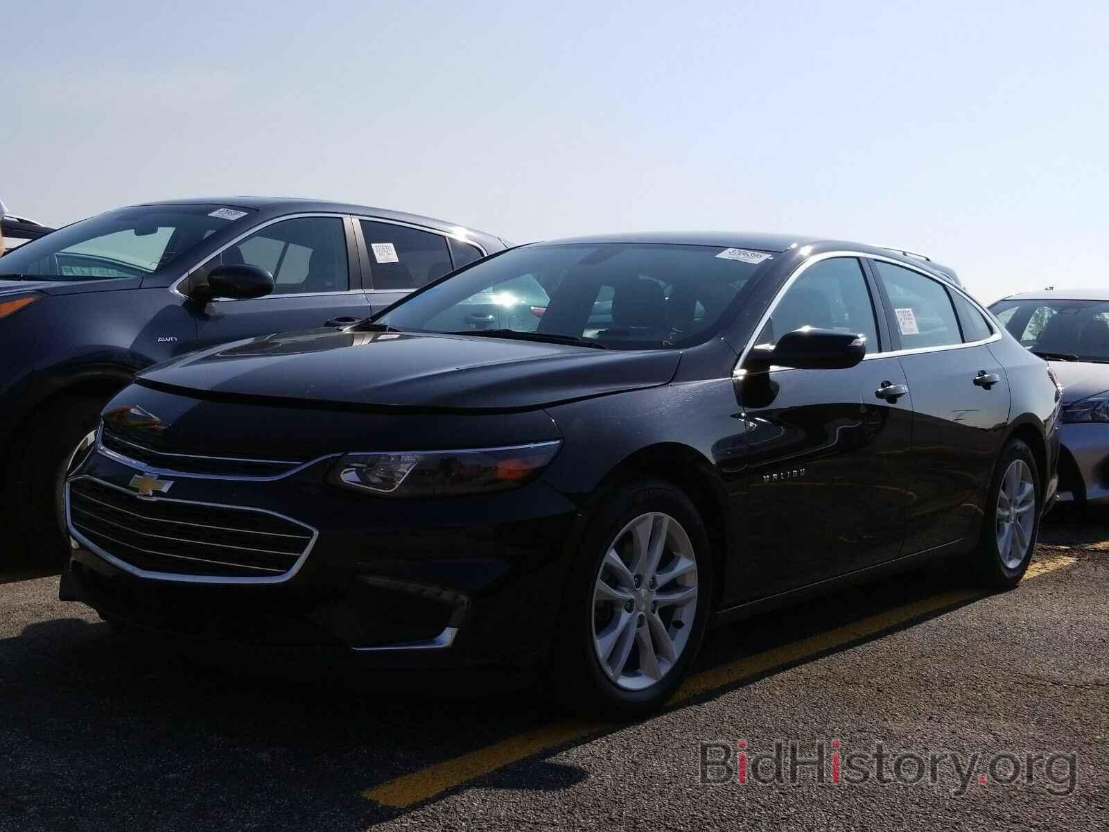 Photo 1G1ZD5ST7JF146063 - Chevrolet Malibu 2018