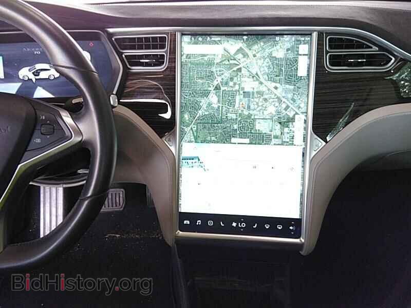 2015 Tesla Model S - VIN: 5YJSA1E10FF109470 - Photo 4