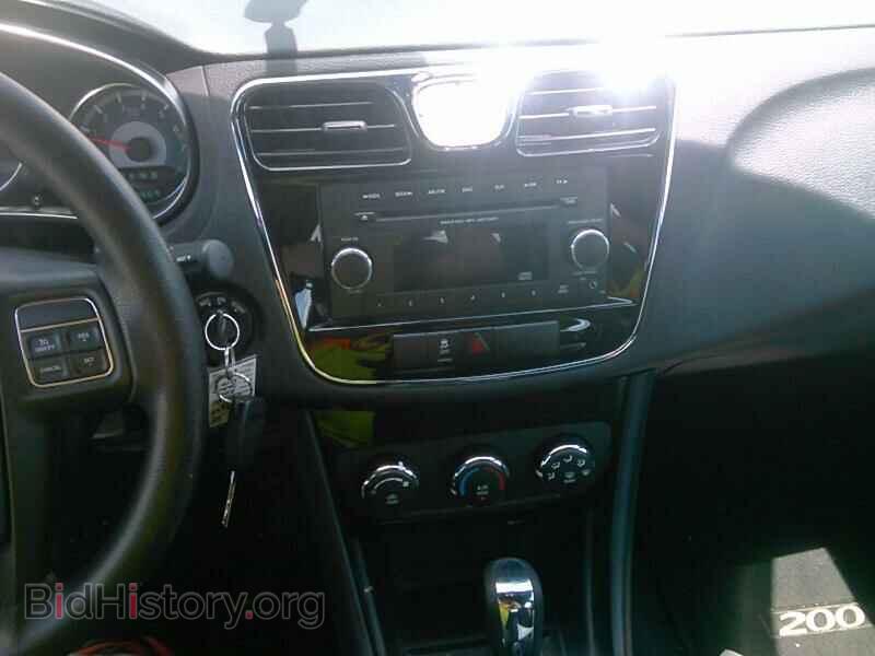 2012 Chrysler 200 - VIN: 1C3CCBAB7CN320735 - Photo 4