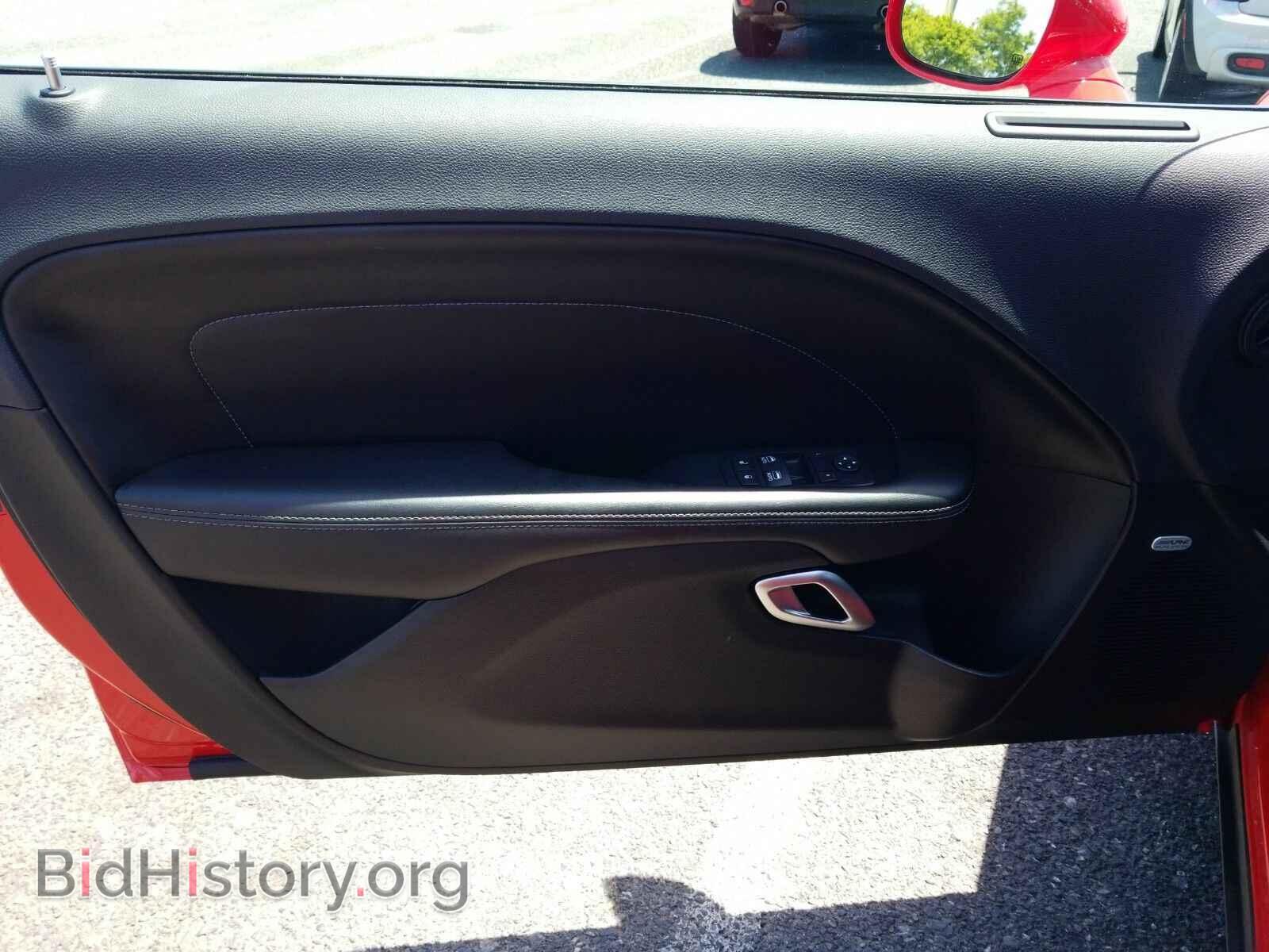 2016 Dodge Challenger - VIN: 2C3CDZAG9GH279895 - Фото 9