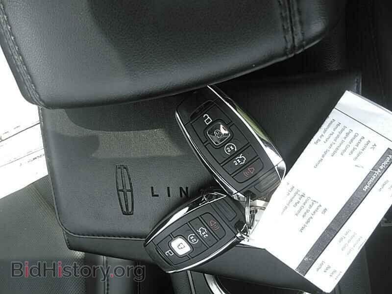2017 Lincoln MKC - VIN: 5LMCJ3D96HUL70757 - Фото 9