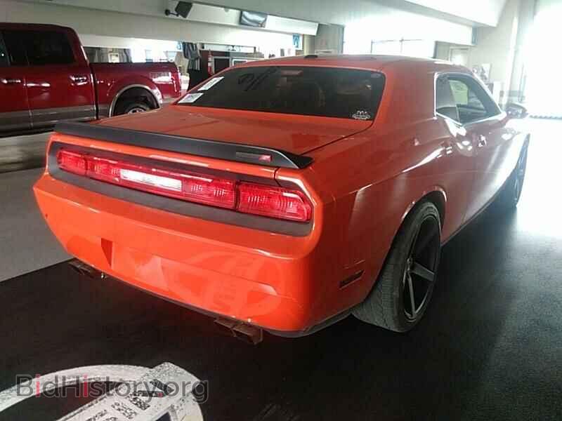 2009 Dodge Challenger - VIN: 2B3LJ74W99H580456 - Фото 2