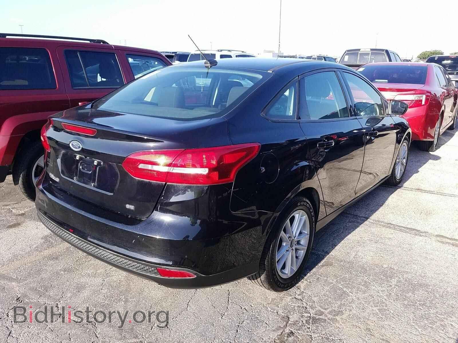 2017 Ford Focus - VIN: 1FADP3F28HL269662 - Photo 2