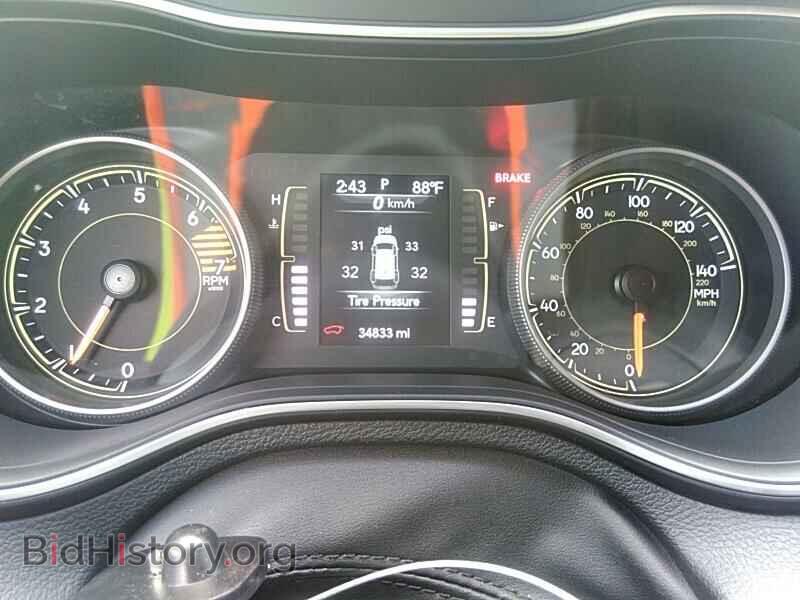 2019 Jeep Cherokee - VIN: 1C4PJLLB4KD154586 - Фото 5