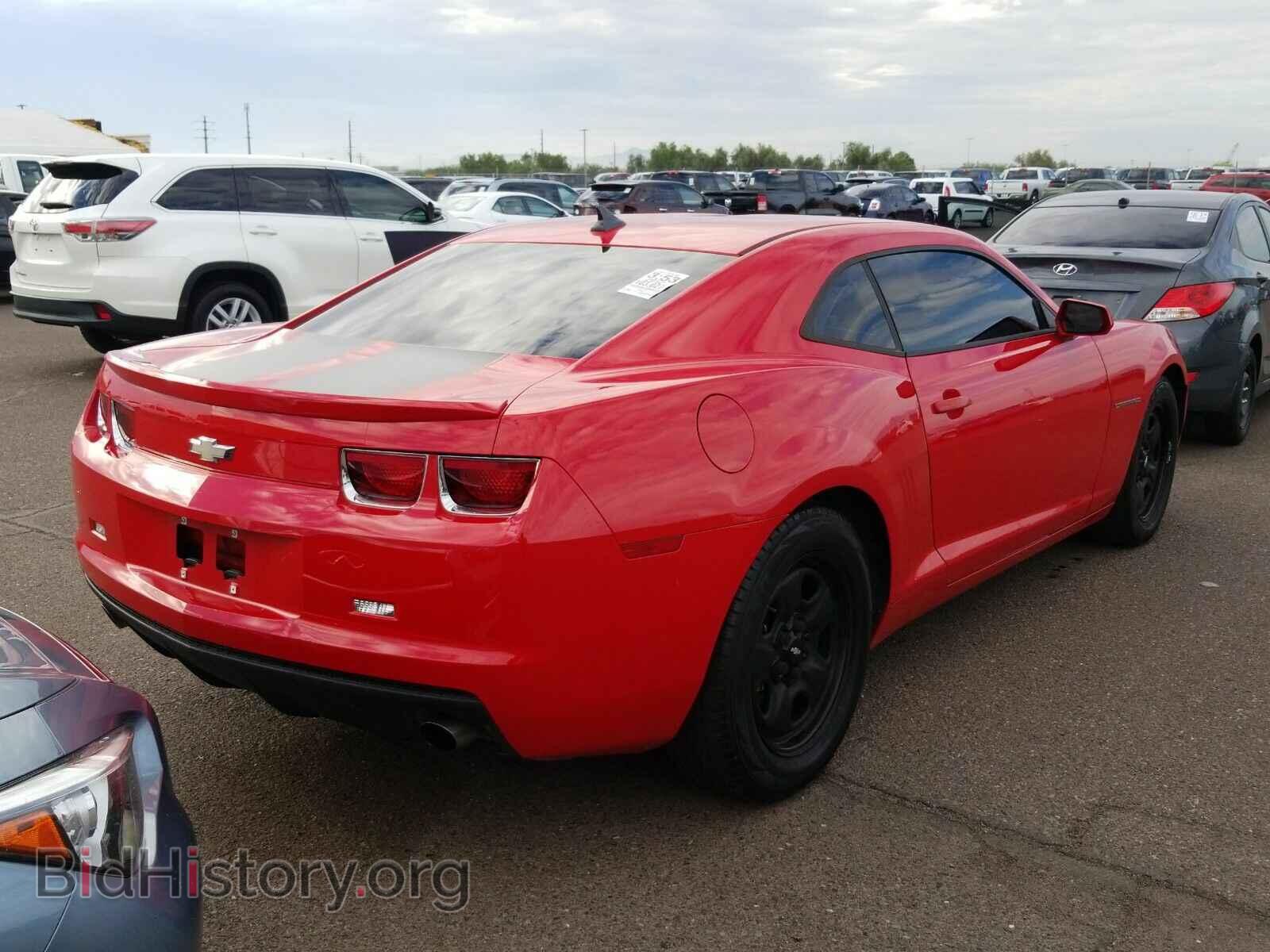 2012 Chevrolet Camaro - VIN: 2G1FA1E34C9190078 - Photo 2