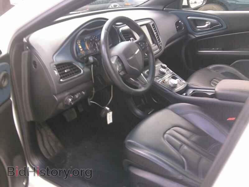 2016 Chrysler 200 - VIN: 1C3CCCBG5GN132575 - Фото 3