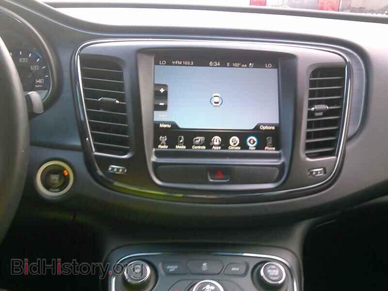 2016 Chrysler 200 - VIN: 1C3CCCBG5GN132575 - Фото 4