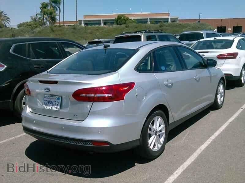 2016 Ford Focus - VIN: 1FADP3F27GL276357 - Фото 2