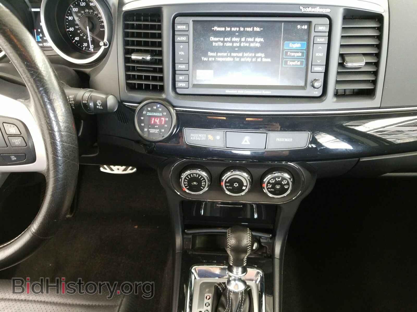 2012 Mitsubishi Lancer Evolution - VIN: JA32W5FV1CU007414 - Photo 11