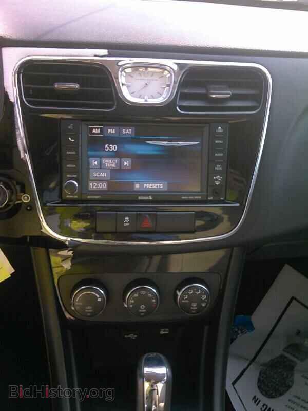 2014 Chrysler 200 - VIN: 1C3CCBBB8EN107374 - Фото 4