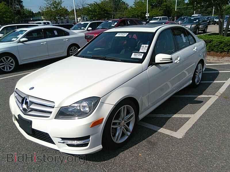 Фотография WDDGF8BB2CA611694 - Mercedes-Benz C-Class 2012