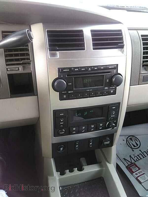 2005 Dodge Durango - VIN: 1D4HD58D55F524926 - Фото 4