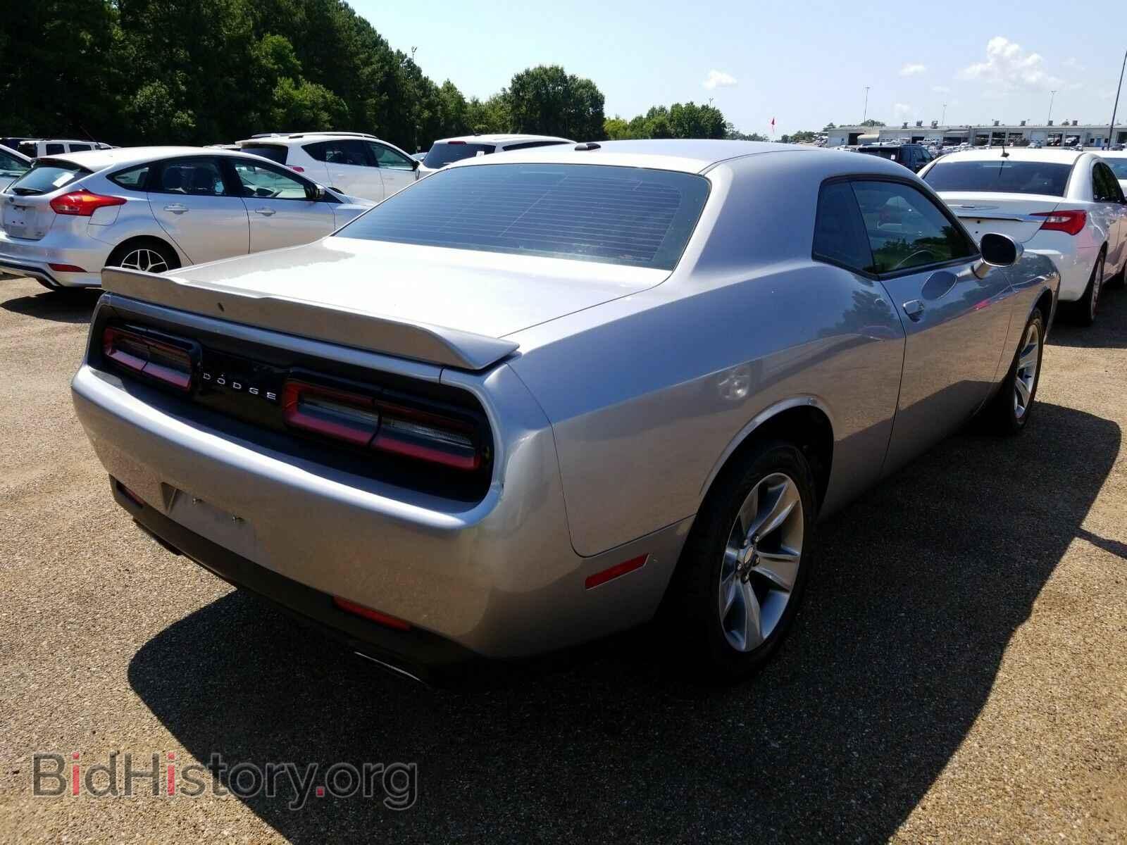 2018 Dodge Challenger - VIN: 2C3CDZAG7JH236180 - Фото 2