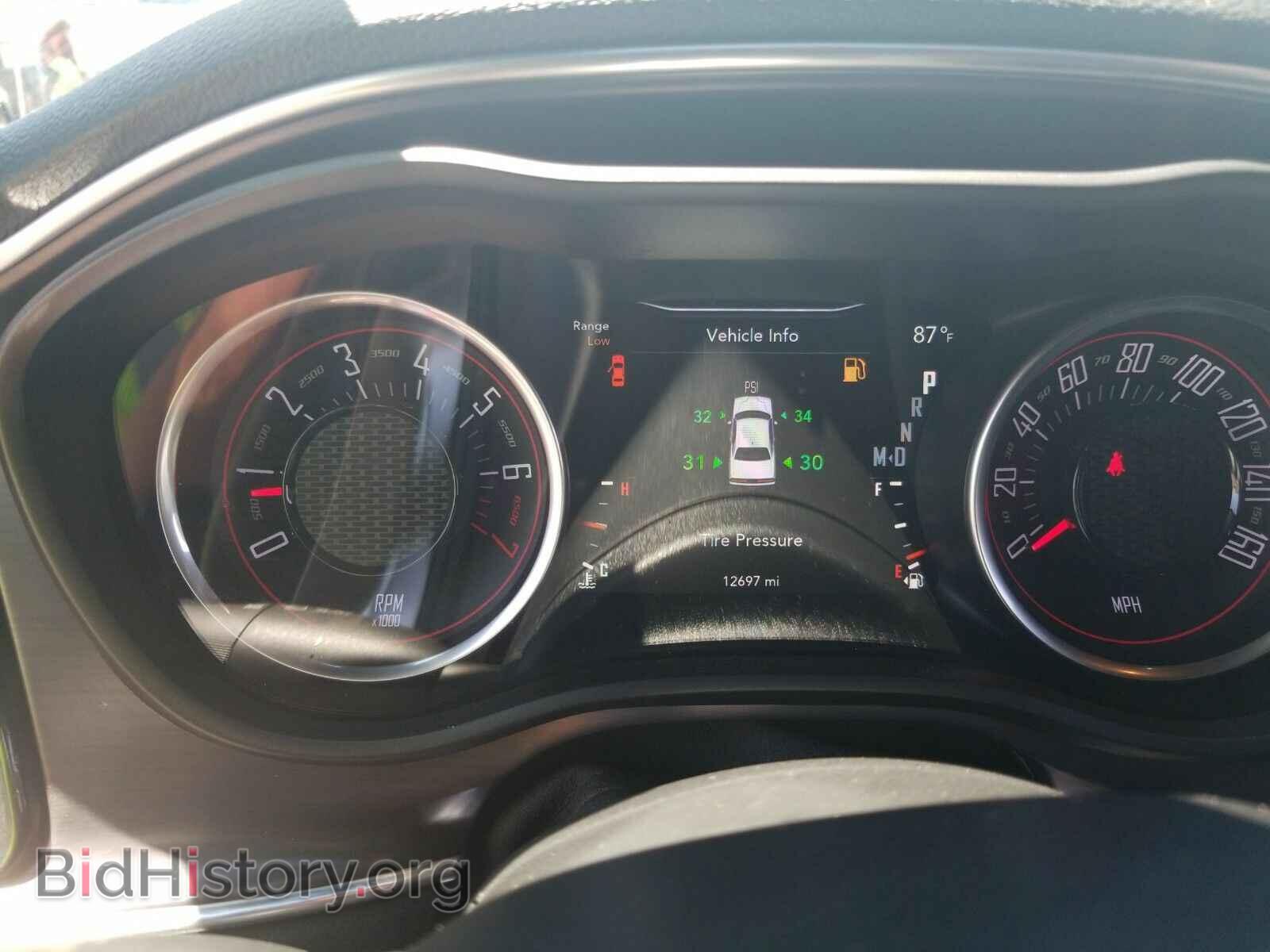 2017 Dodge Challenger - VIN: 2C3CDZAG7HH633219 - Фото 5