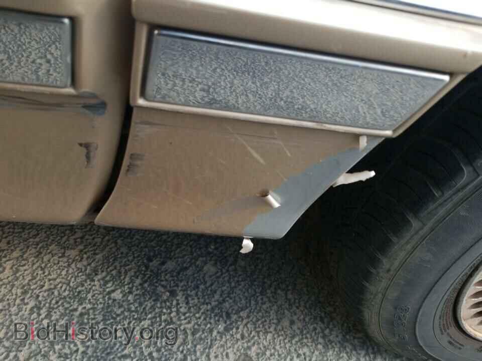1993 Cadillac Deville - VIN: 1G6CD53B7P4220592 - Фото 11
