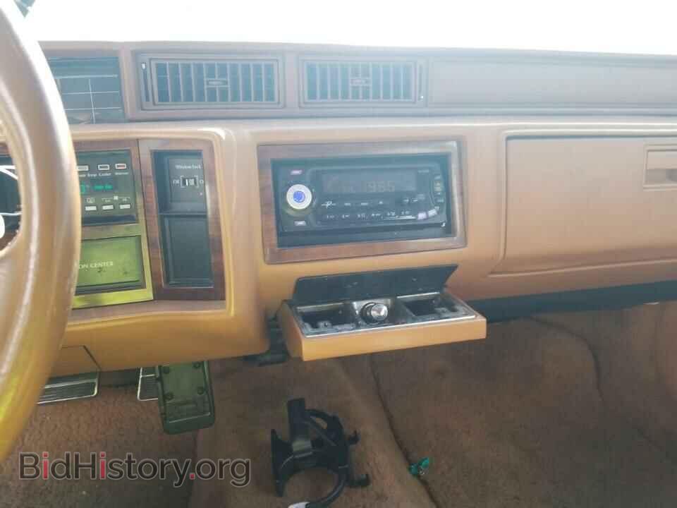 1993 Cadillac Deville - VIN: 1G6CD53B7P4220592 - Фото 4