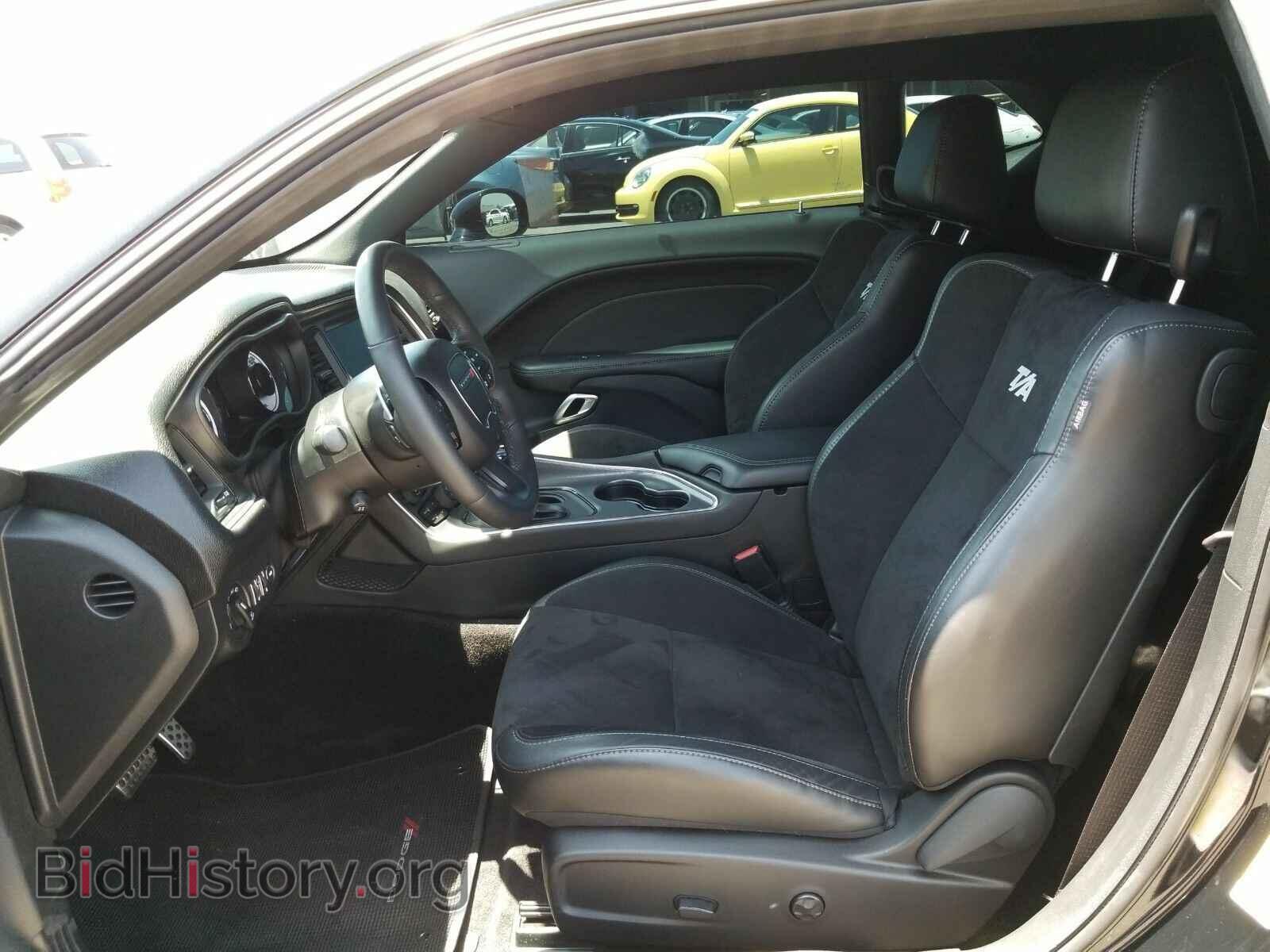2018 Dodge Challenger - VIN: 2C3CDZFJXJH246576 - Фото 3