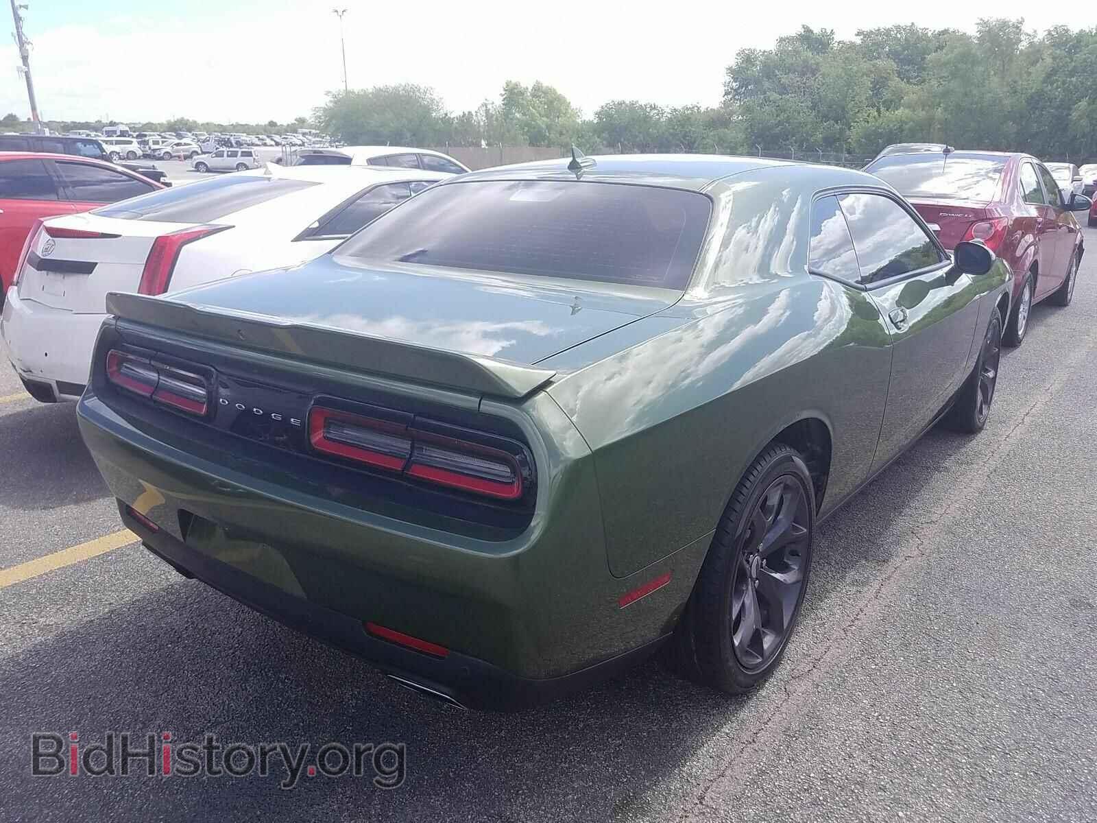 2018 Dodge Challenger - VIN: 2C3CDZAG4JH228151 - Фото 2