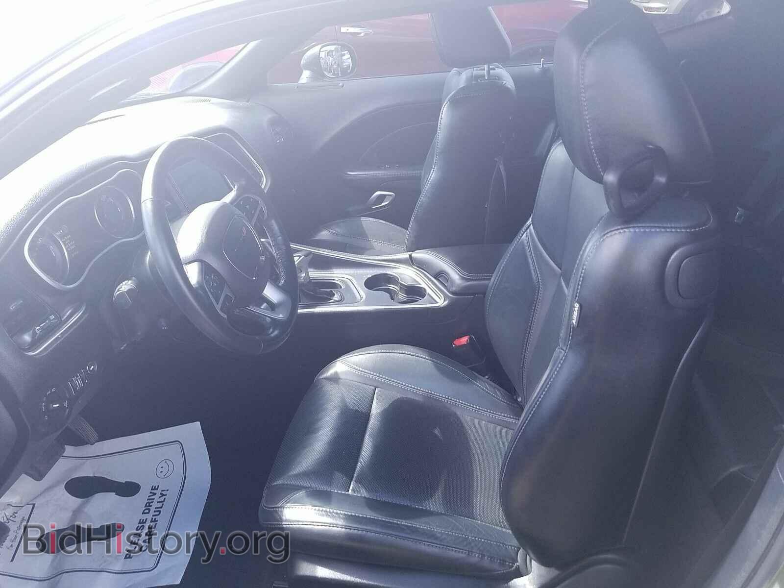 2018 Dodge Challenger - VIN: 2C3CDZAG4JH228151 - Фото 3