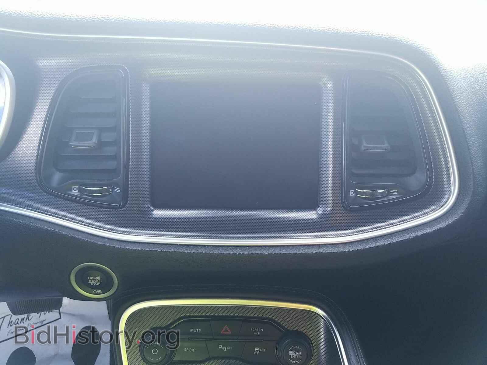 2018 Dodge Challenger - VIN: 2C3CDZAG4JH228151 - Фото 4