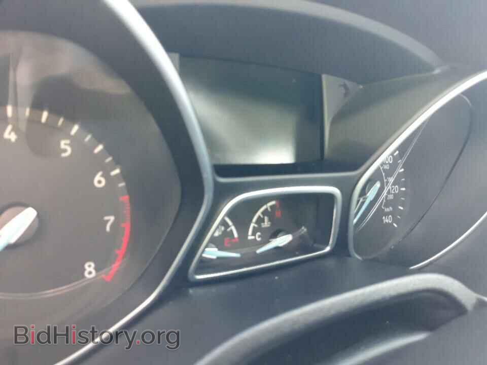 2016 Ford Focus - VIN: 1FADP3F2XGL271380 - Фото 5