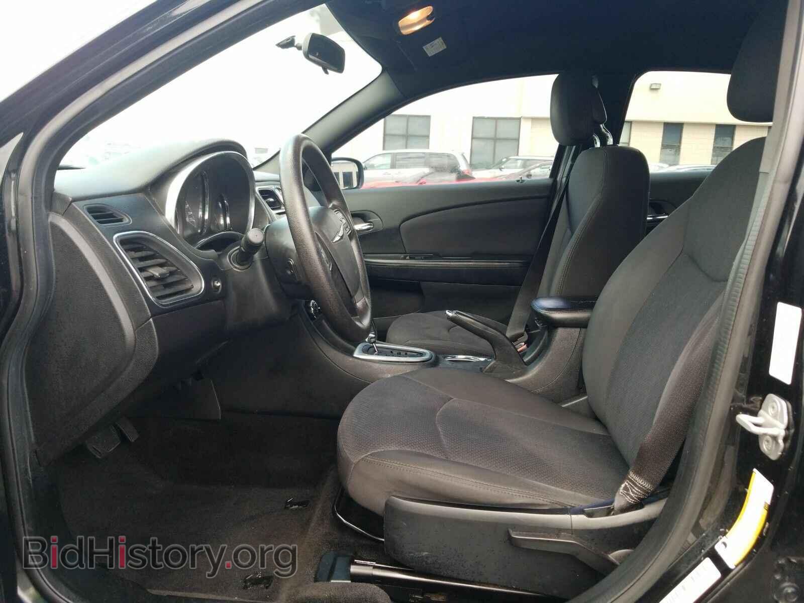 2012 Chrysler 200 - VIN: 1C3CCBAB7CN271939 - Фото 3