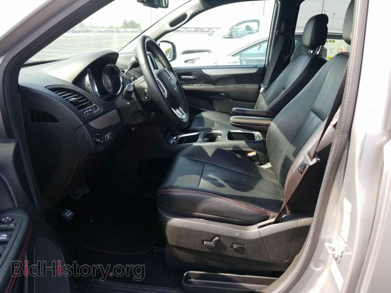 2017 Dodge Grand Caravan - VIN: 2C4RDGEG6HR841946 - Фото 3
