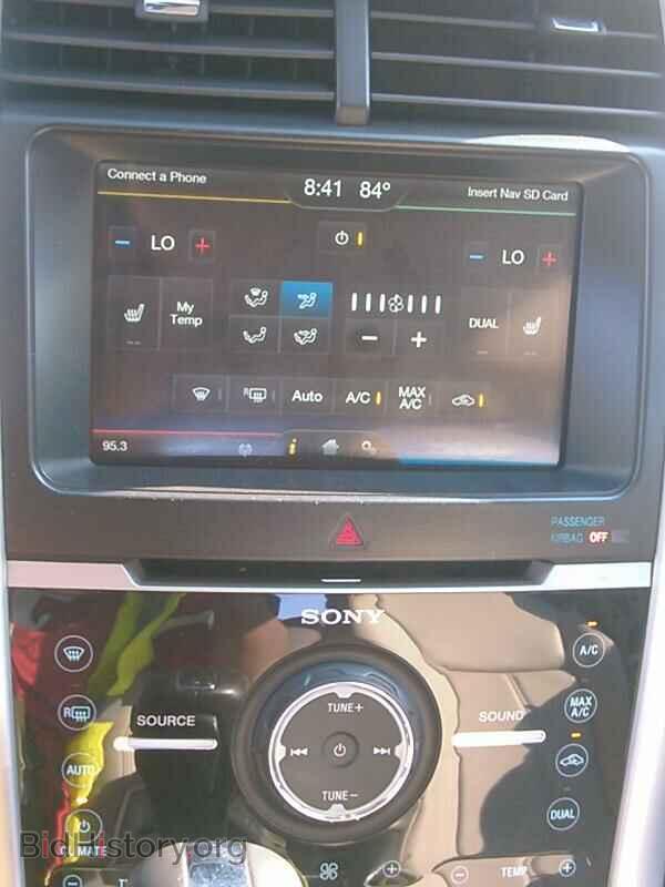 2011 Ford Edge - VIN: 2FMDK4KCXBBB13526 - Фото 4