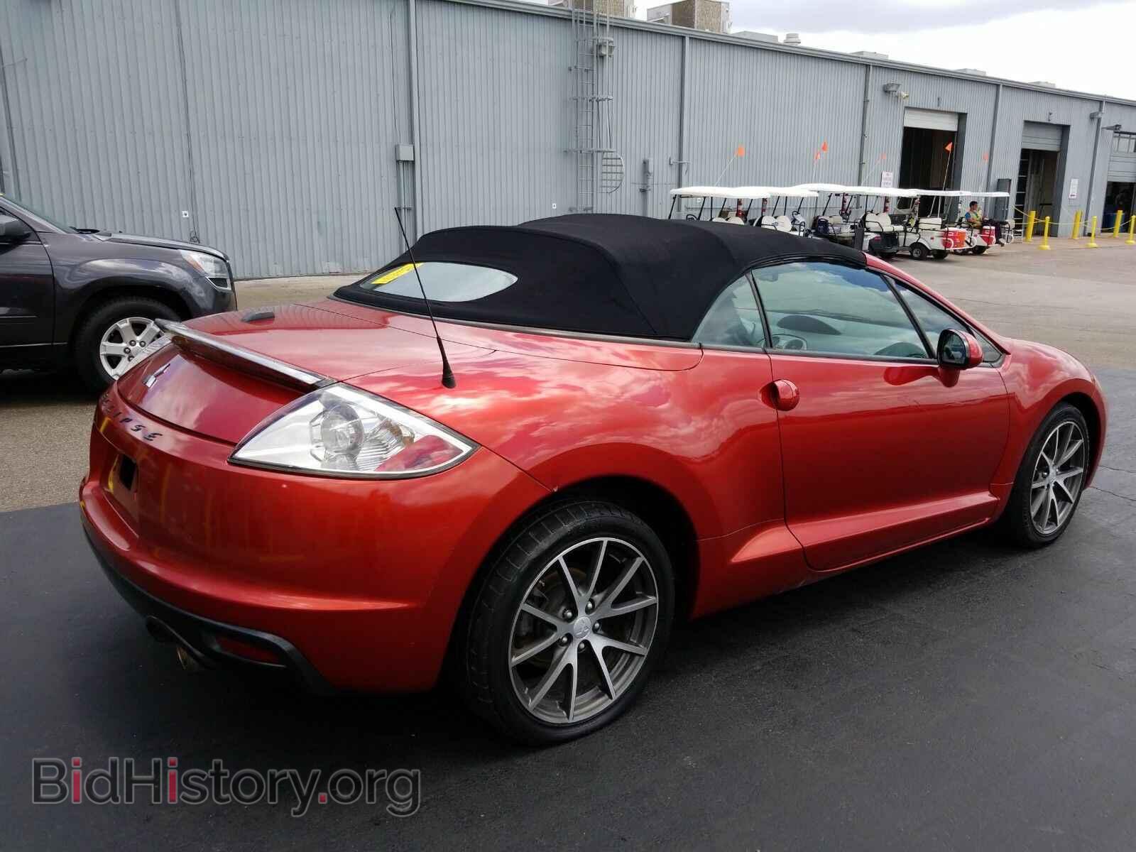 2011 Mitsubishi Eclipse - VIN: 4A37L5EF1BE001550 - Фото 2
