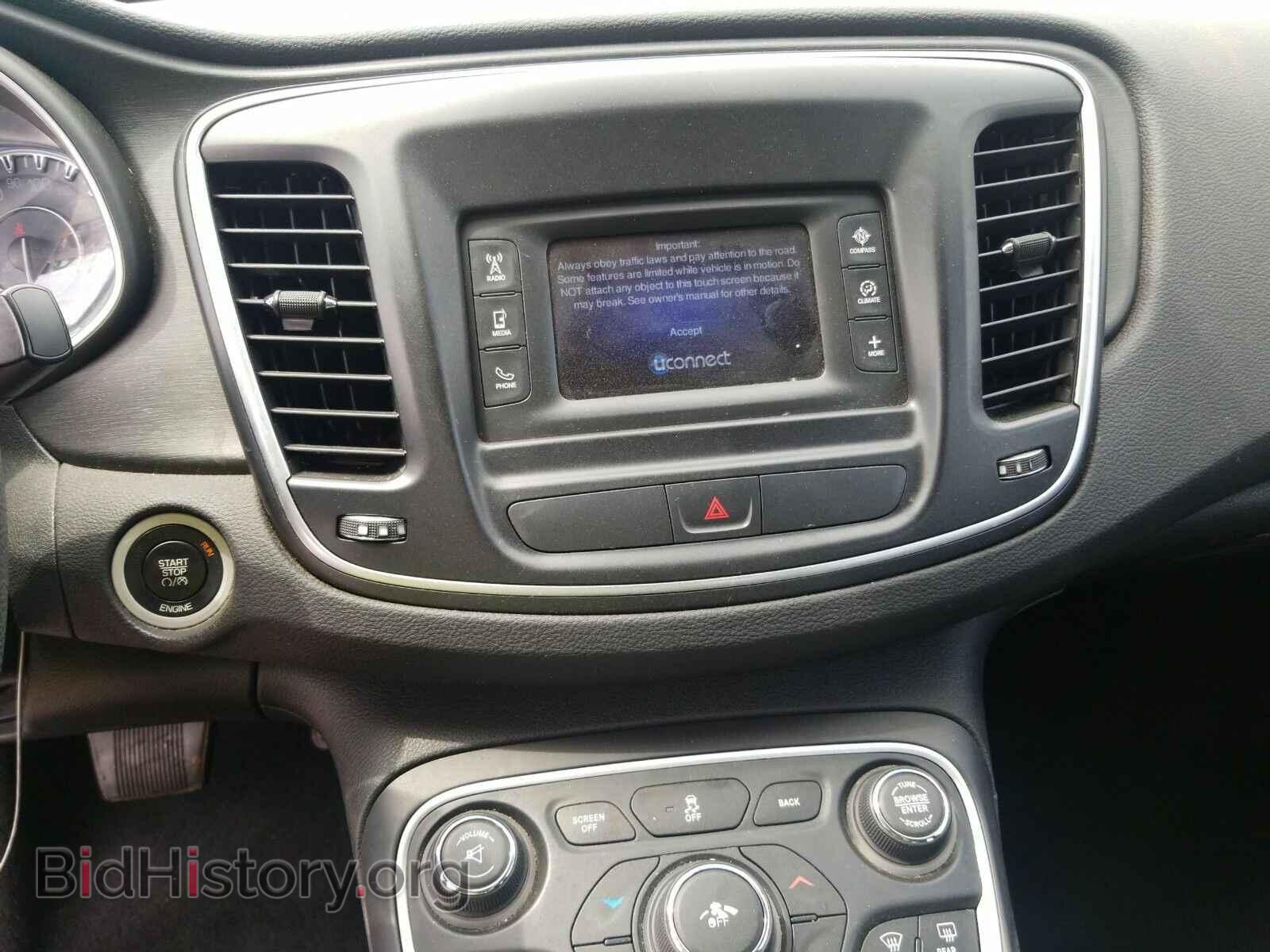 2016 Chrysler 200 - VIN: 1C3CCCAB4GN149129 - Фото 4