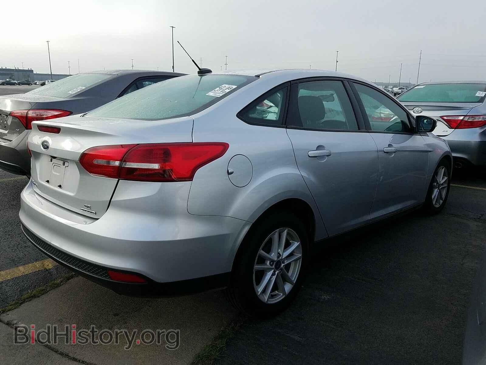 2016 Ford Focus - VIN: 1FADP3F25GL361505 - Фото 2