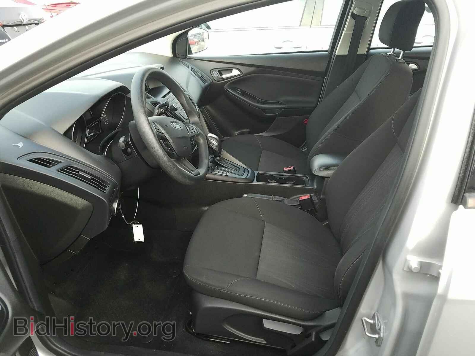 2016 Ford Focus - VIN: 1FADP3F25GL361505 - Фото 3