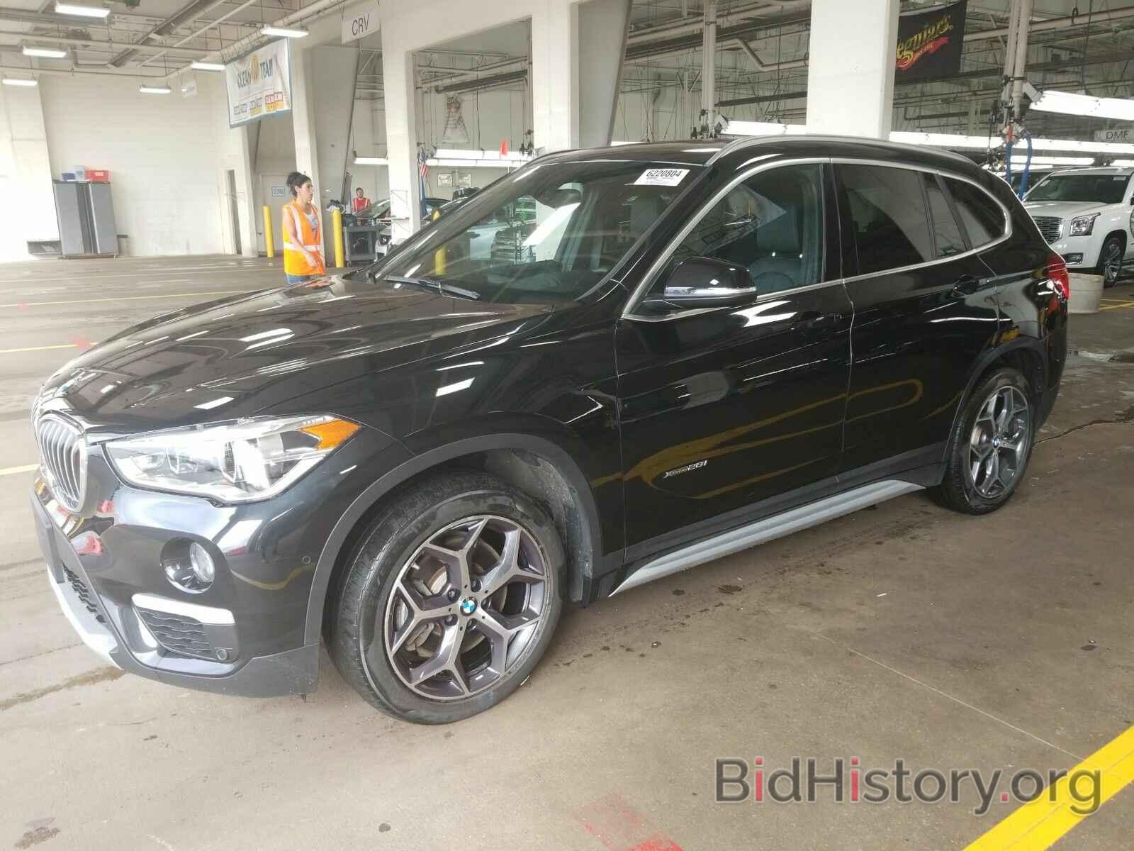 Фотография WBXHT3C39G5E51125 - BMW X1 2016