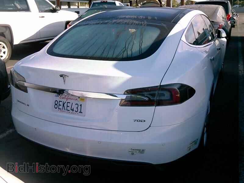 2015 Tesla Model S - VIN: 5YJSA1S2XFF090925 - Фото 2