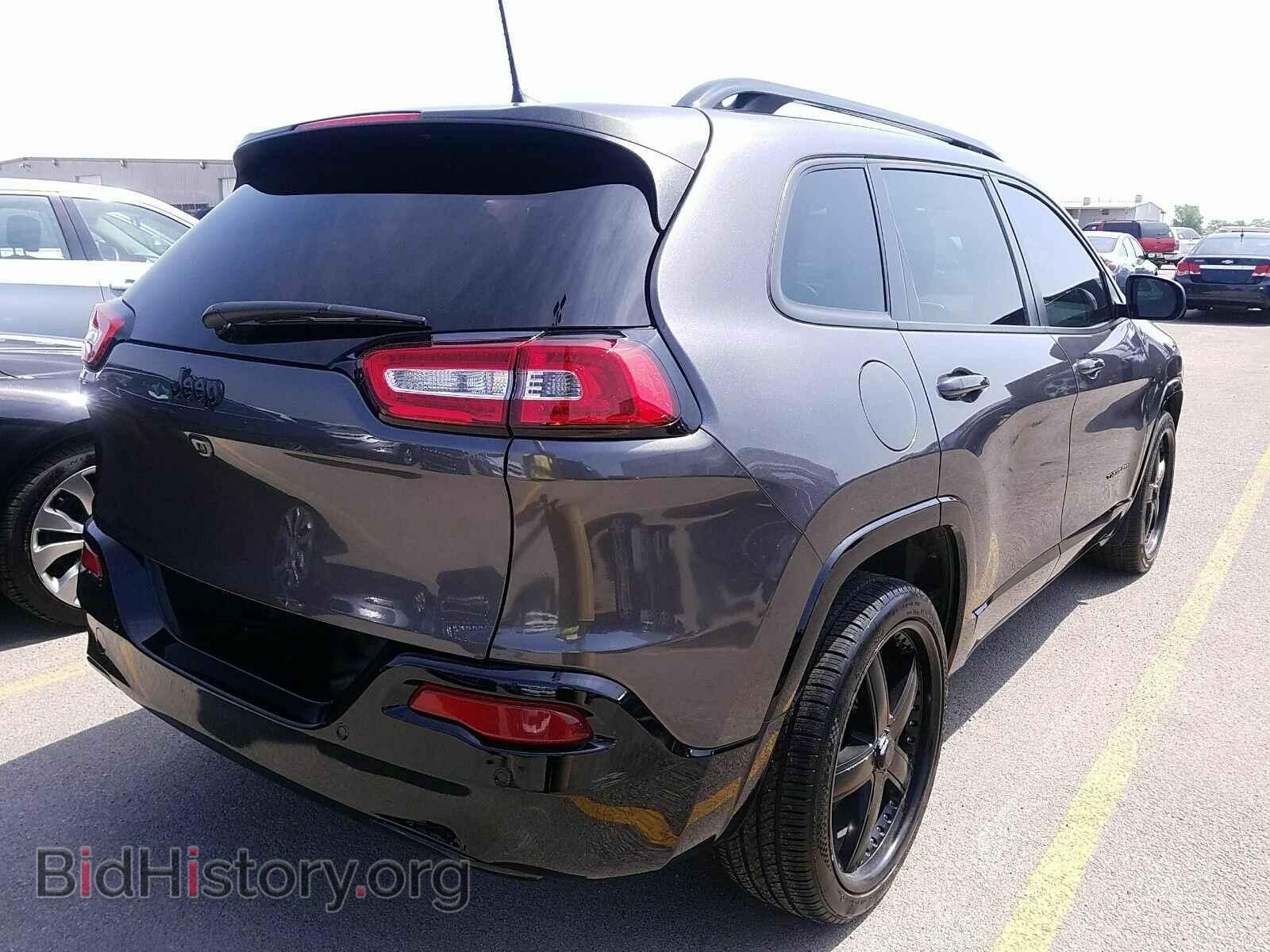 2018 Jeep Cherokee - VIN: 1C4PJLCB2JD604475 - Фото 2