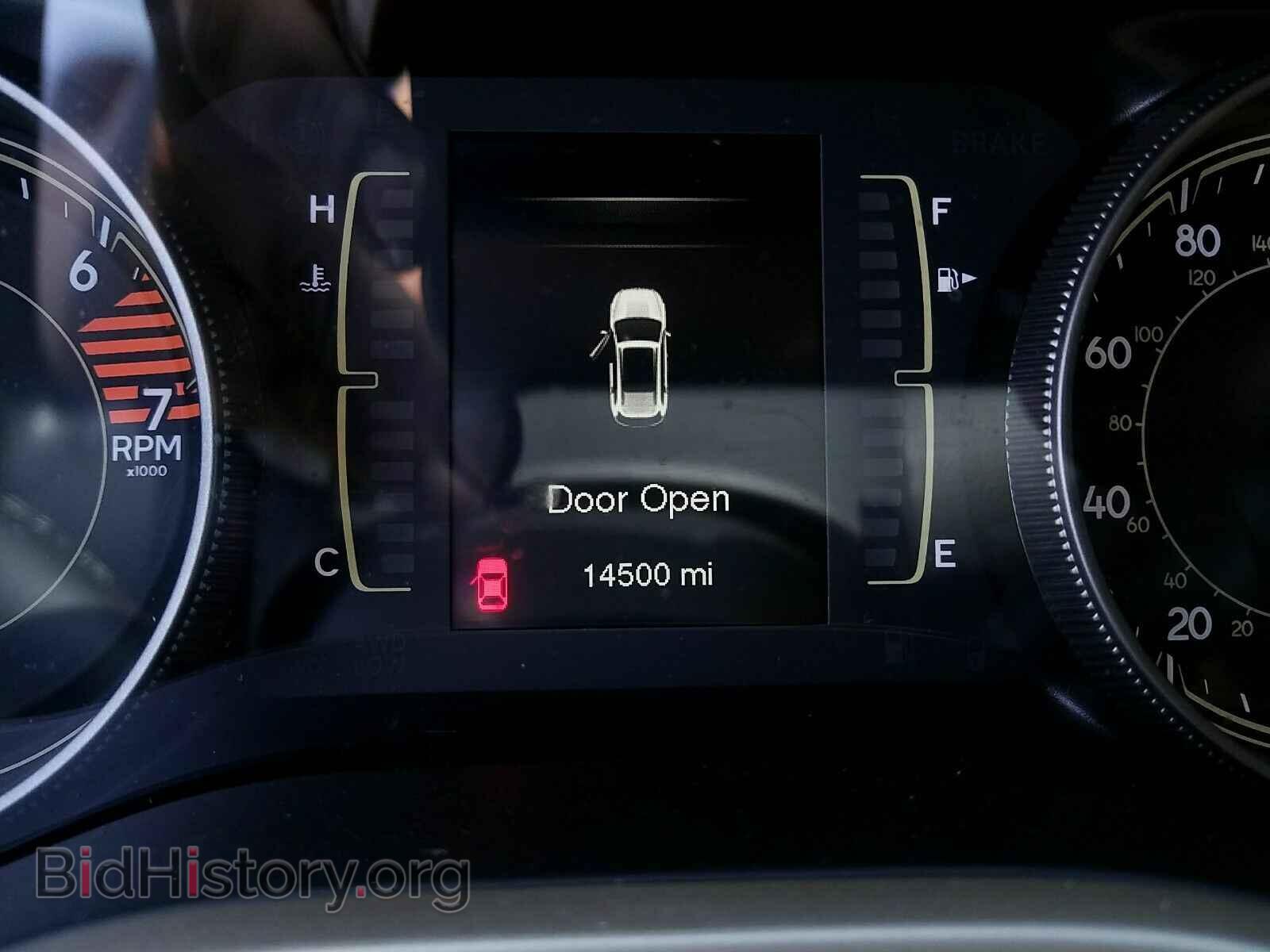 2018 Jeep Cherokee - VIN: 1C4PJLCB2JD604475 - Фото 5