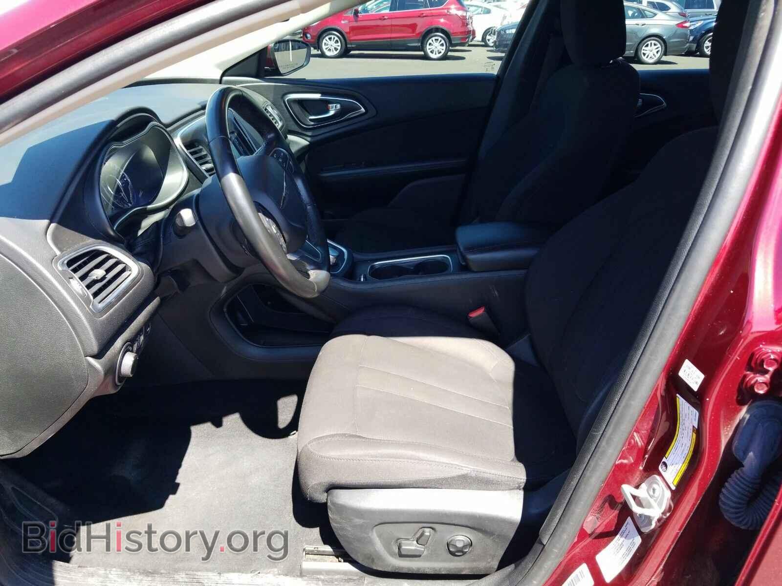 2016 Chrysler 200 - VIN: 1C3CCCAB3GN136937 - Фото 3