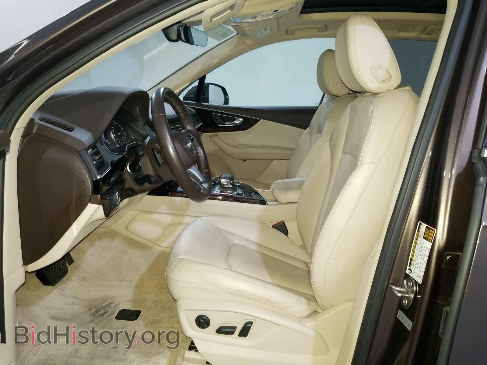 2017 Audi Q7 - VIN: WA1LAAF79HD021920 - Фото 7