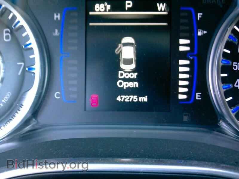 2016 Chrysler 200 - VIN: 1C3CCCAB8GN106977 - Фото 5