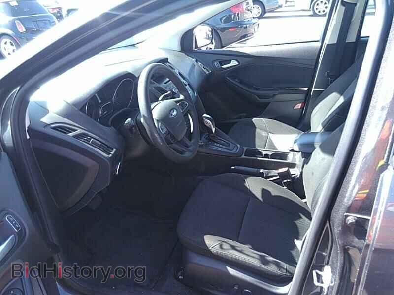 2015 Ford Focus - VIN: 1FADP3F22FL275437 - Photo 3