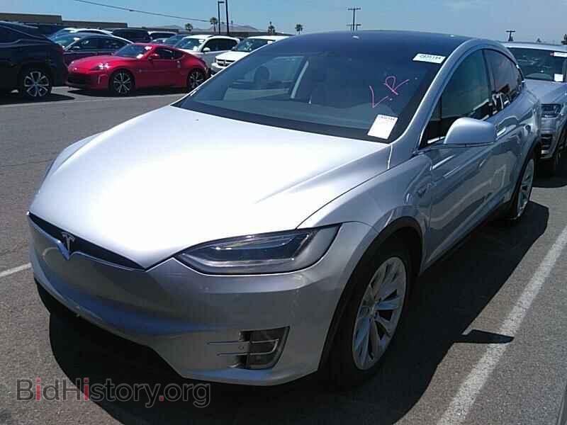 Photo 5YJXCAE22GF002110 - Tesla Model X 2016