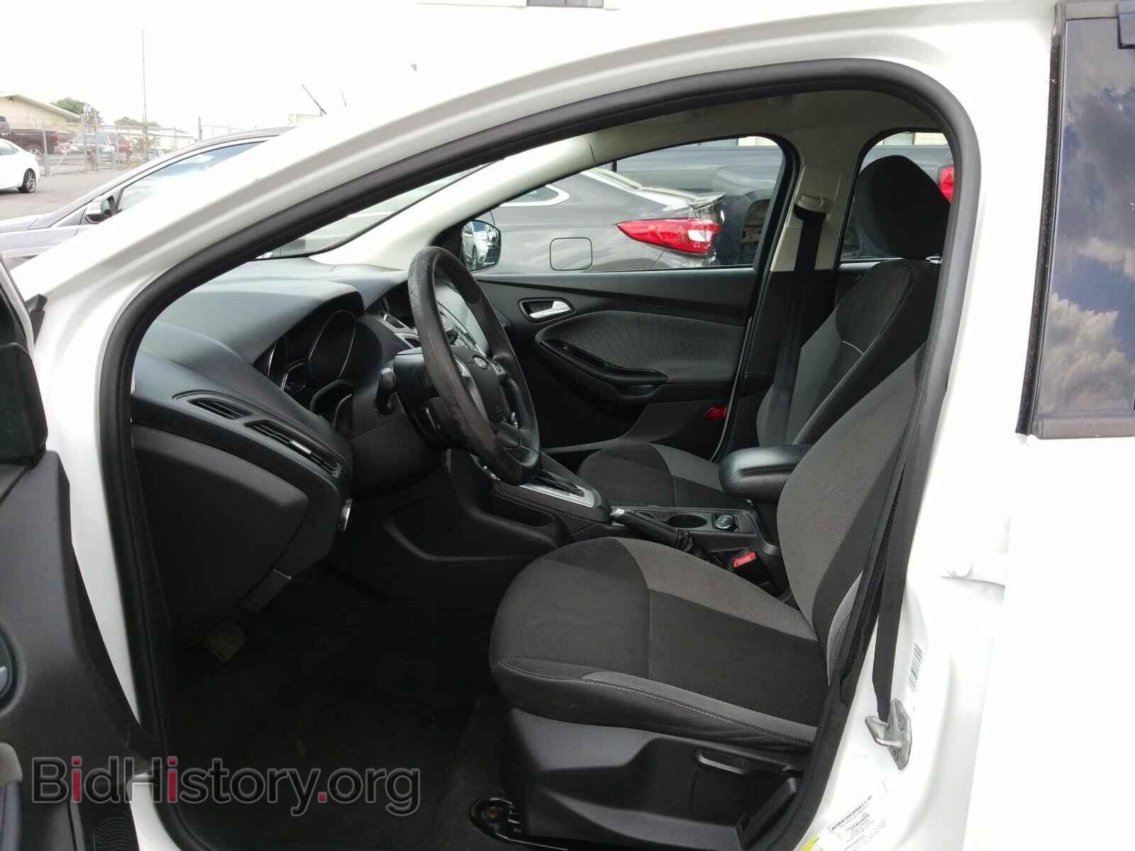 2013 Ford Focus - VIN: 1FADP3K22DL355274 - Photo 3