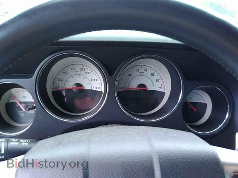 2014 Dodge Challenger - VIN: 2C3CDYAG8EH285484 - Photo 5